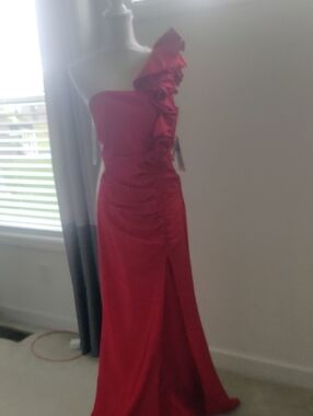 New!Red One-Shoulder Ruffled Evening Gown Fitted Ruffle Front Slit Y2K Cottageco